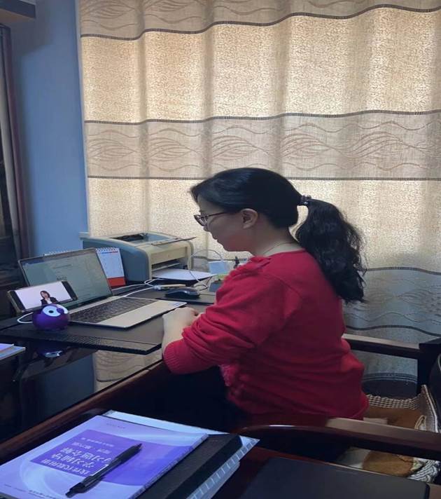 伟德体育数学教工第一党支部 丁宇婷